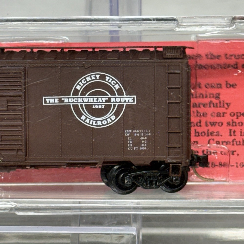Deluxe Innovations N Scale Train 14001 AAR Spec 40’ BoxCar RICKY TICK Railroad - Picture 3 of 5